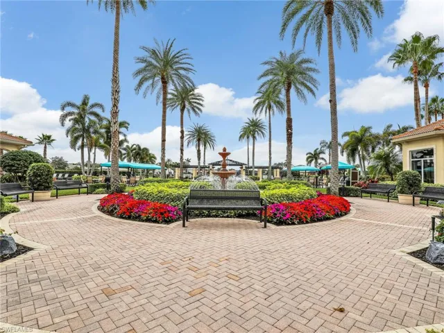 2397  Leafshine  LN, Naples, FL 34119