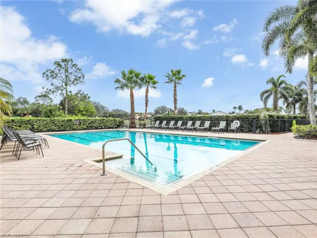 2397  Leafshine  LN, Naples, FL 34119