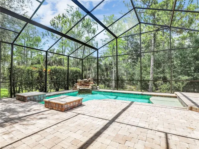 2397  Leafshine  LN, Naples, FL 34119