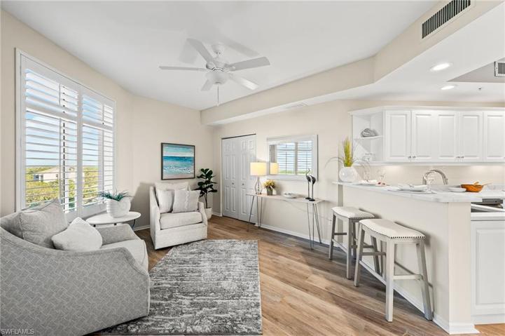 1001 Arbor Lake DR # 604, NAPLES FL 34110