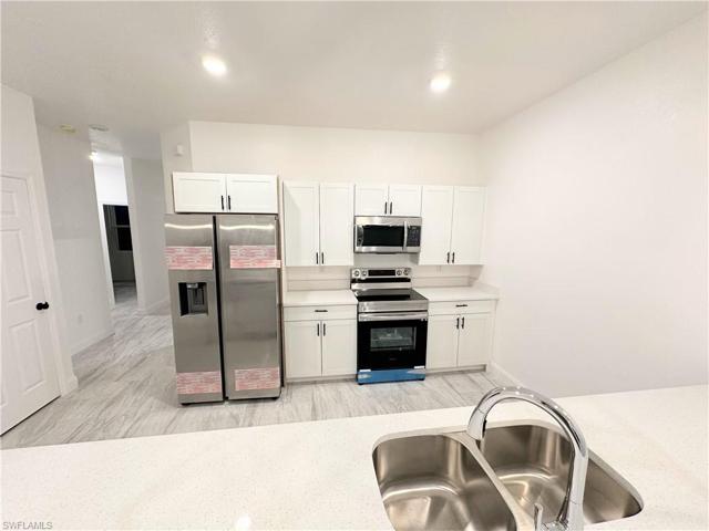 158-160  Milwaukee  BLVD, LEHIGH ACRES, FL 33974