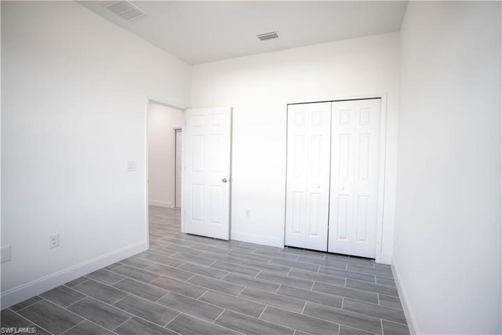 158-160  Milwaukee  BLVD, LEHIGH ACRES, FL 33974