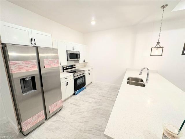 158-160  Milwaukee  BLVD, LEHIGH ACRES, FL 33974