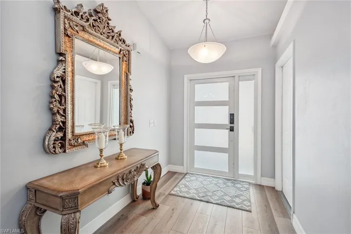 5322  Sholtz  ST, Naples, FL 34113