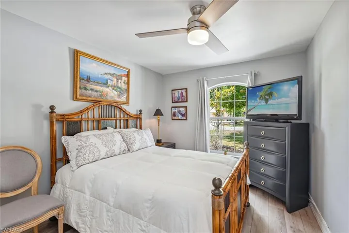 5322  Sholtz  ST, Naples, FL 34113