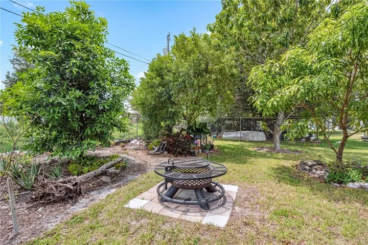 5322  Sholtz  ST, Naples, FL 34113