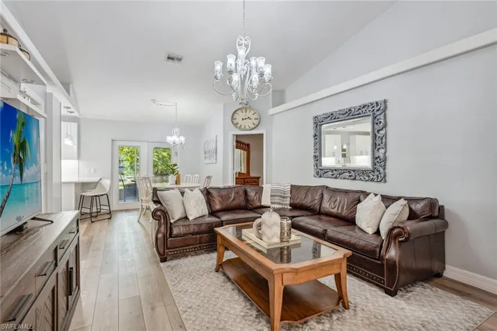 5322  Sholtz  ST, Naples, FL 34113