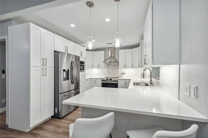 5322  Sholtz  ST, Naples, FL 34113