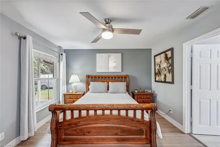 5322  Sholtz  ST, Naples, FL 34113