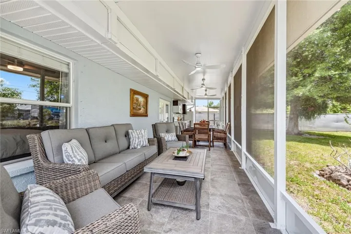 5322  Sholtz  ST, Naples, FL 34113