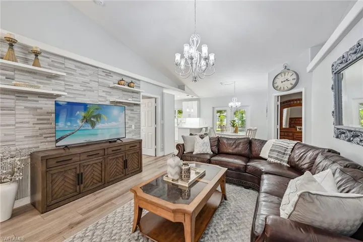 5322  Sholtz  ST, Naples, FL 34113