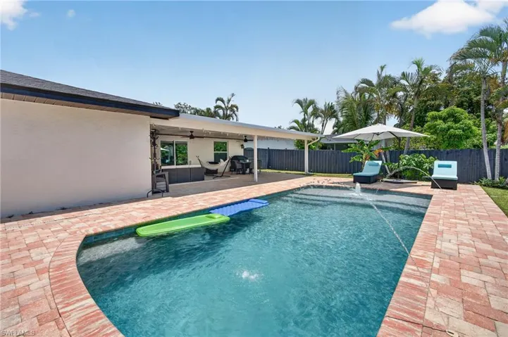 6055 Macbeth Ln, Fort Myers, Florida 33908