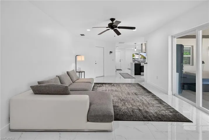 6055 Macbeth Ln, Fort Myers, Florida 33908