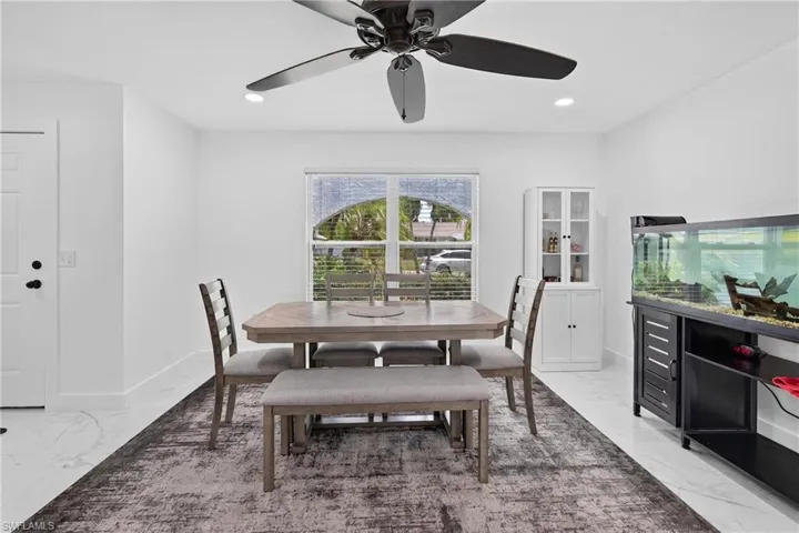 6055 Macbeth Ln, Fort Myers, Florida 33908