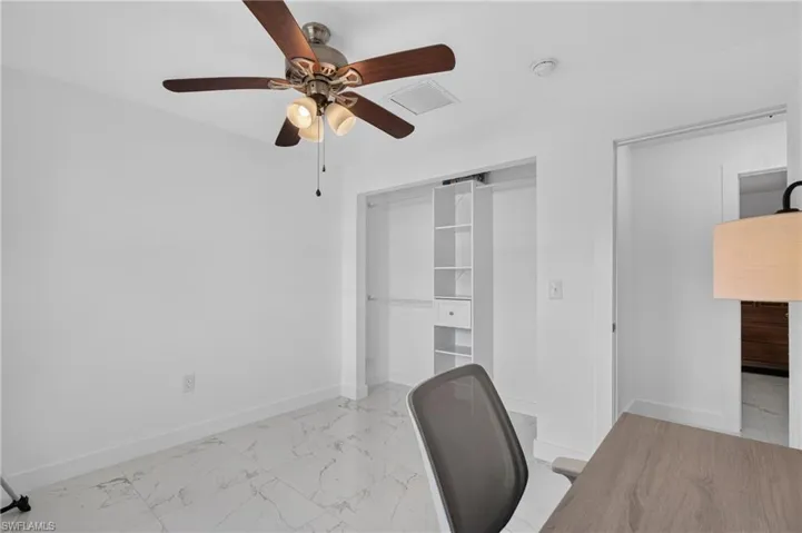 6055 Macbeth Ln, Fort Myers, Florida 33908