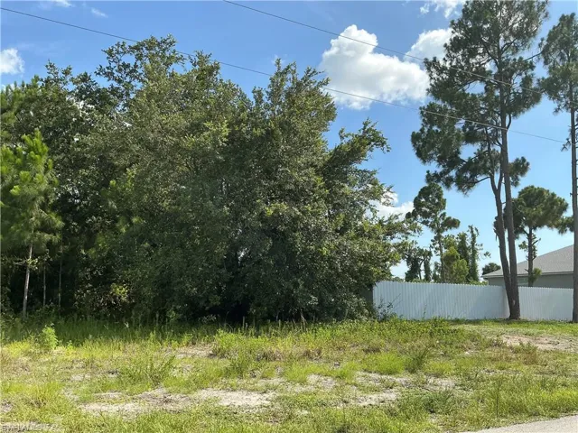3013 45th St Sw, Lehigh Acres, Florida 33976