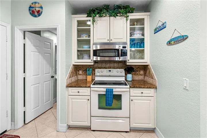 16010 Via Solera Cir 104, Fort Myers, Florida 33908
