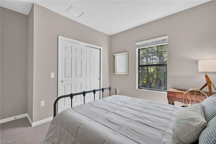 Guest bedroom #1