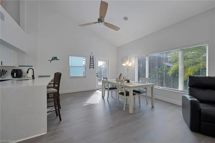 27218 Barefoot Ln, Bonita Springs, Florida 34135