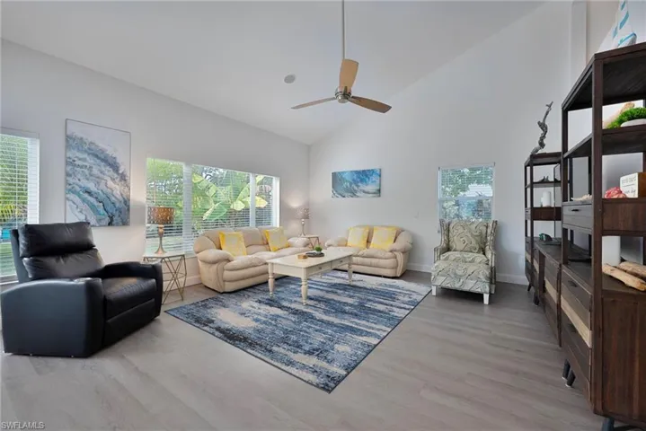 27218 Barefoot Ln, Bonita Springs, Florida 34135