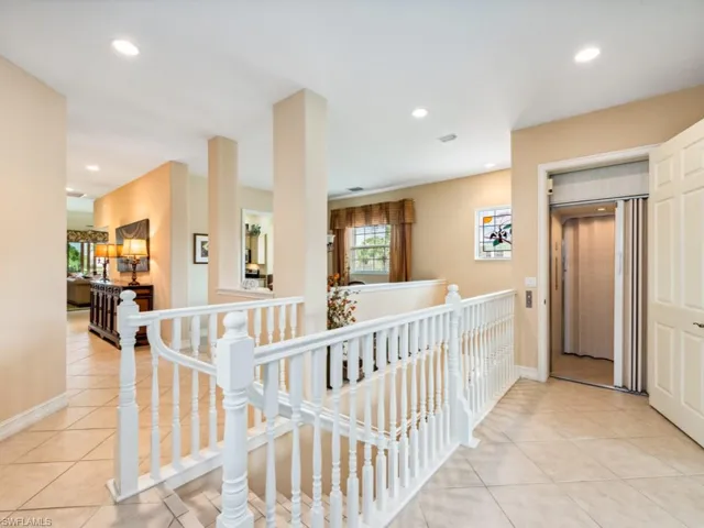 6031 Trophy DR # 204, NAPLES FL 34110