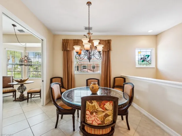 6031 Trophy DR # 204, NAPLES FL 34110