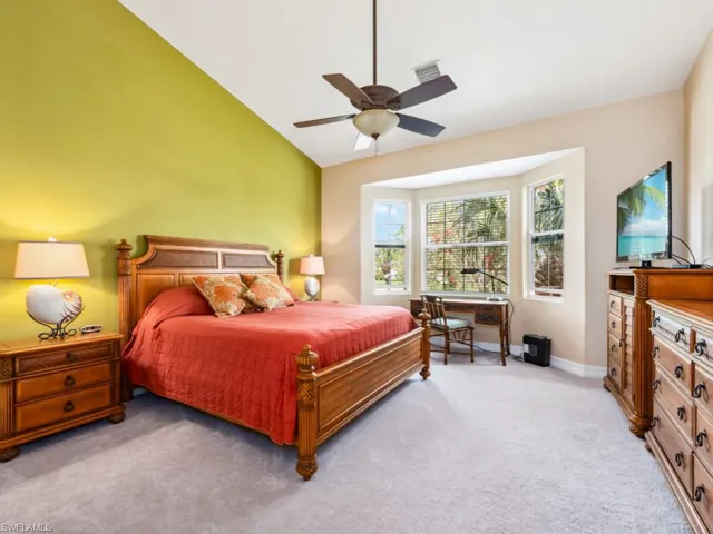 6031 Trophy DR # 204, NAPLES FL 34110