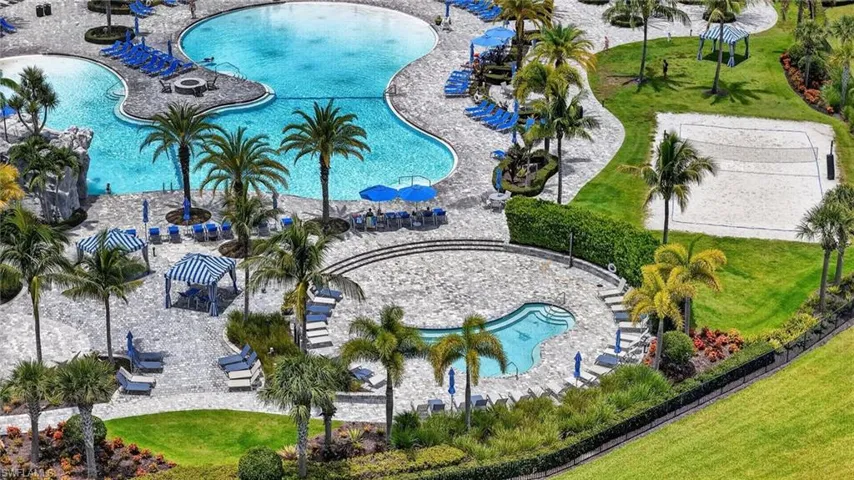 17624 Kinzie Ln, Estero, Florida 33928