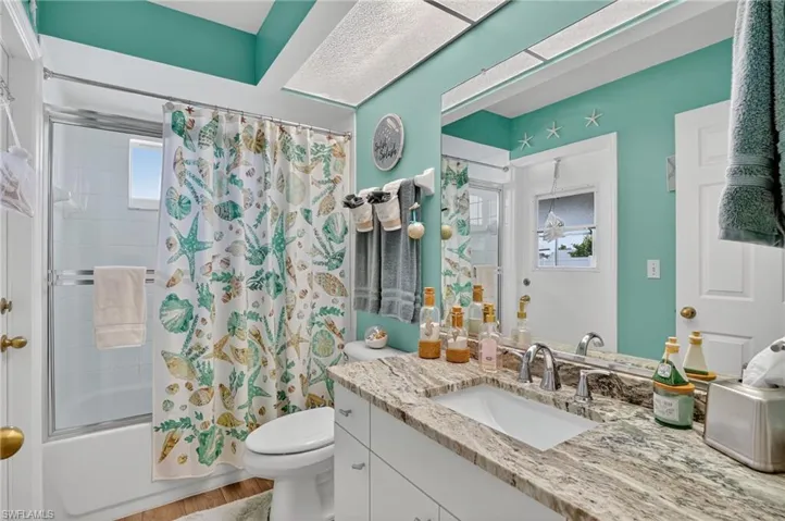 412 SE 13th  AVE, Cape Coral, FL 33990