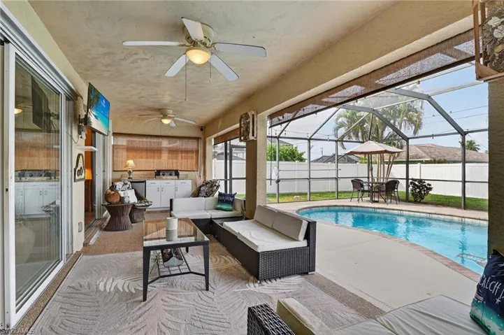 412 SE 13th  AVE, Cape Coral, FL 33990