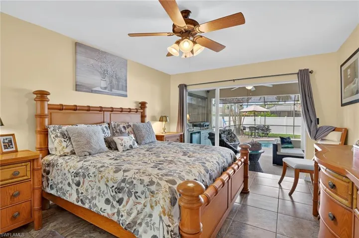 412 SE 13th  AVE, Cape Coral, FL 33990