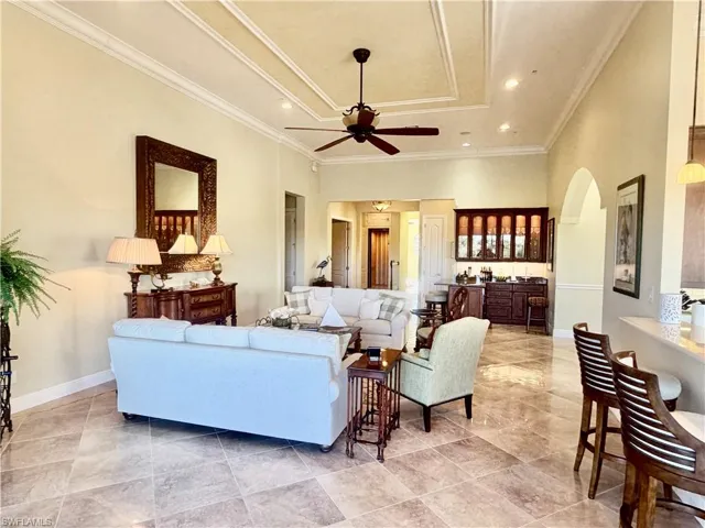 Grand Room,32'4" X 18', Crown & Ceiling Molding