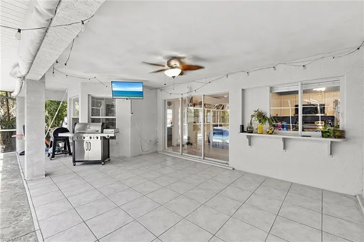 601 Se 19th St, Cape Coral, Florida 33990