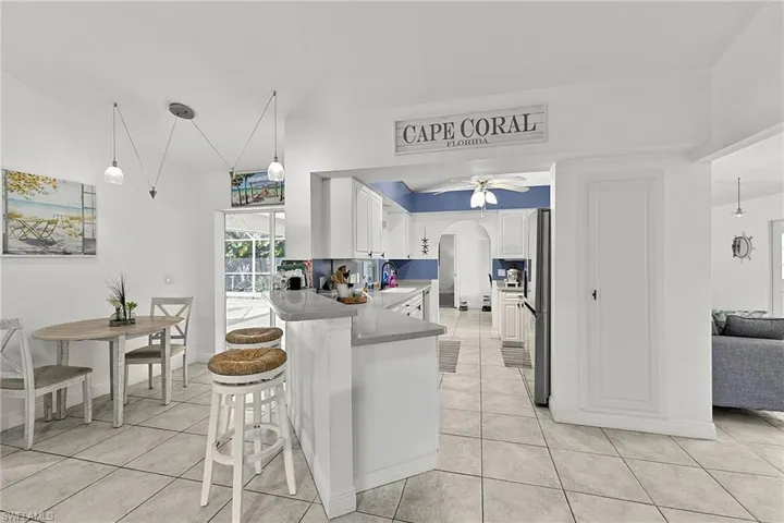 601 Se 19th St, Cape Coral, Florida 33990