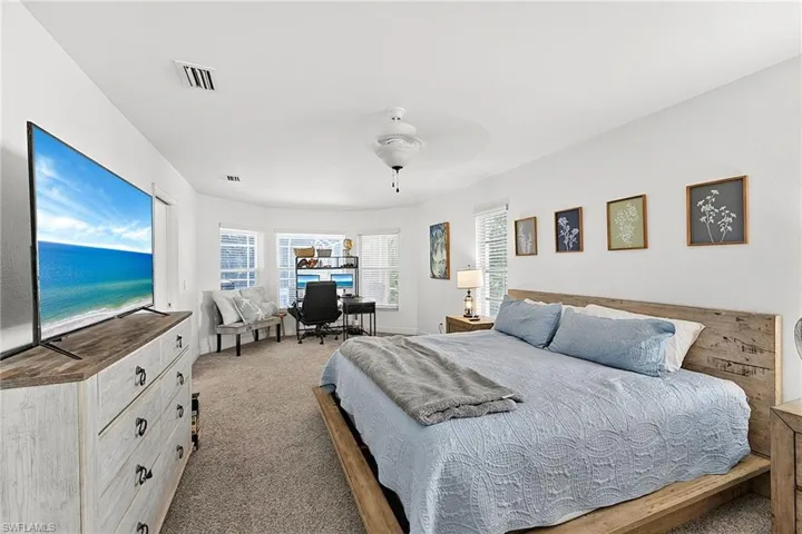 601 Se 19th St, Cape Coral, Florida 33990