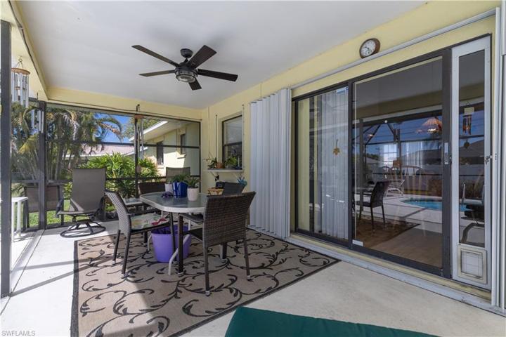 602  Gleason  PKWY, Cape Coral, FL 33914