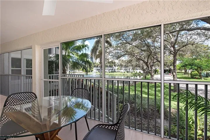 Large screened in lanai