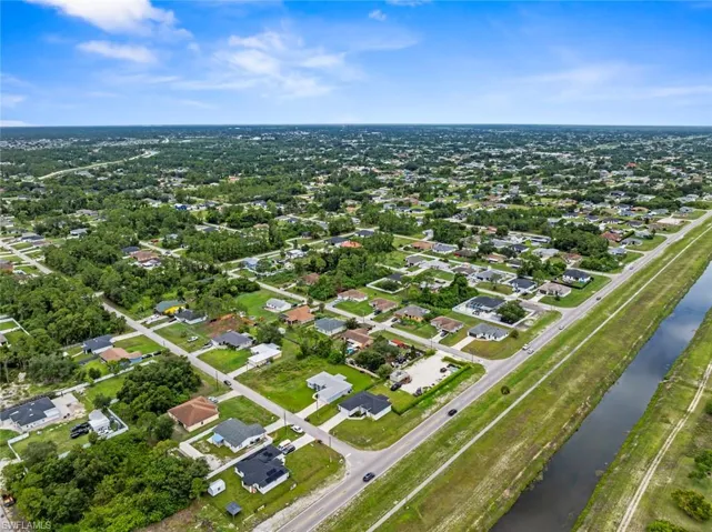 3319 21st St W, Lehigh Acres, Florida 33971