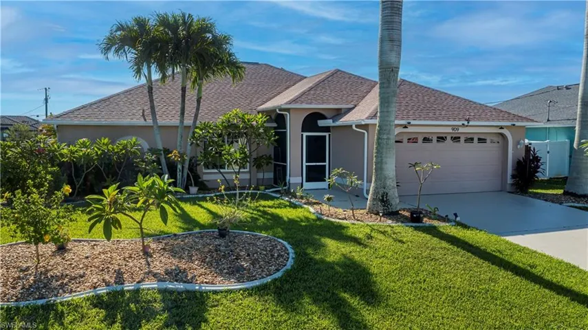 909 SW 6th  CT, Cape Coral, FL 33991