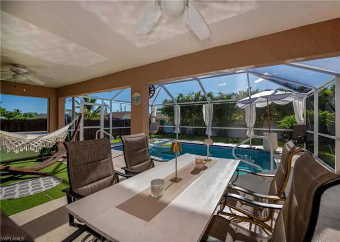 909 SW 6th  CT, Cape Coral, FL 33991