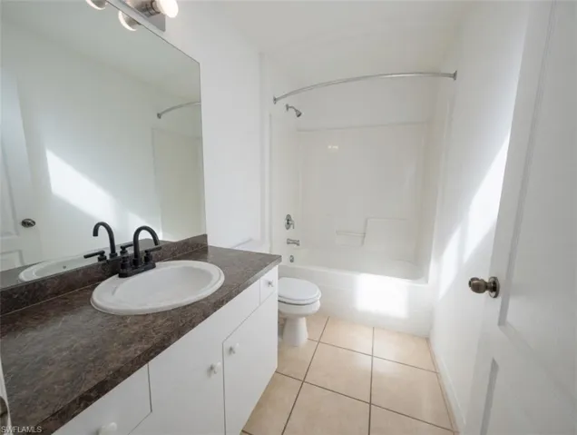 3218 43rd St W, Lehigh Acres, Florida 33971