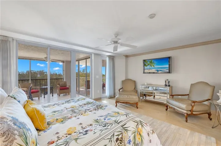 6849  Grenadier  BLVD, Naples, FL 34108