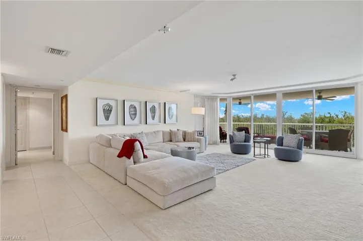 6849  Grenadier  BLVD, Naples, FL 34108