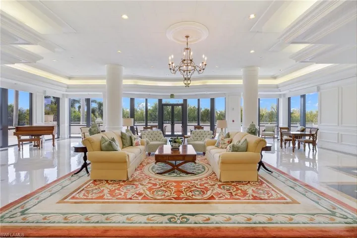 6849  Grenadier  BLVD, Naples, FL 34108