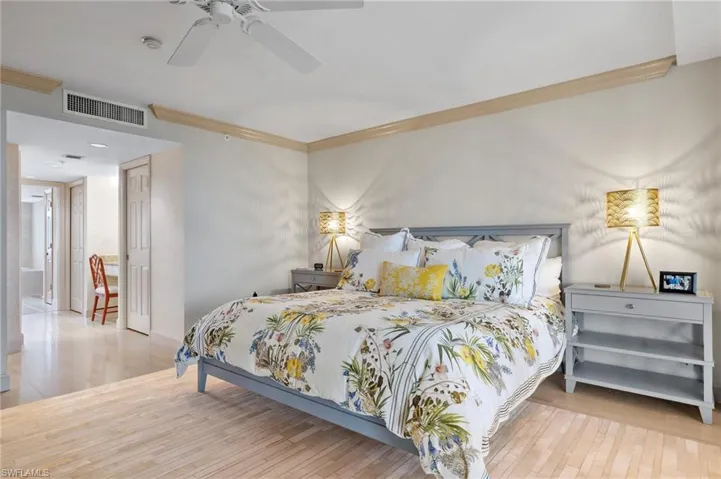 6849  Grenadier  BLVD, Naples, FL 34108