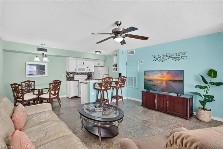12730 Equestrian Cir 2805, Fort Myers, Florida 33907