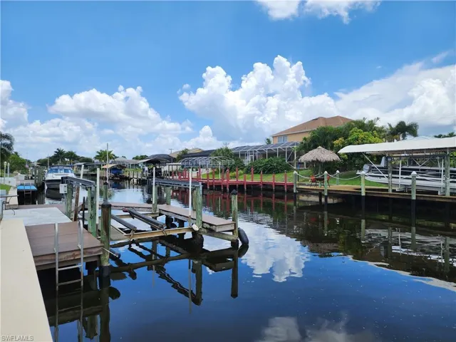 1822 Se 11th Ter, Cape Coral, Florida 33990