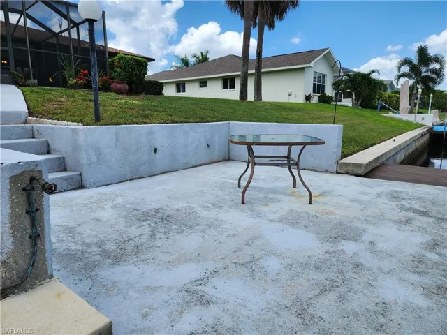 1822 Se 11th Ter, Cape Coral, Florida 33990