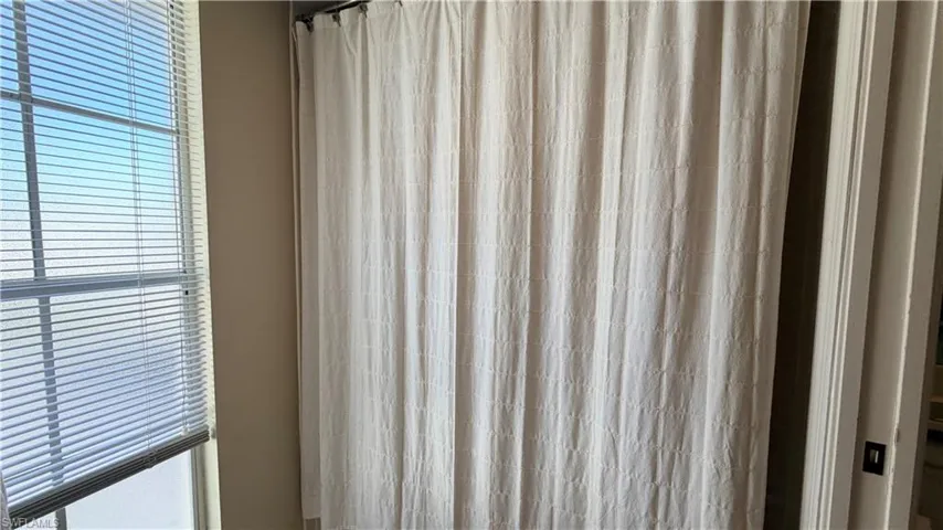 Guess bathroom