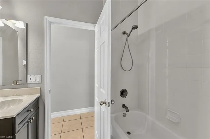 2635 Tropicana Pkwy W, Cape Coral, Florida 33993